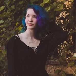 Meet your Posher, Jillian